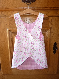 Robe tablier 2/3 ans (Vendue)